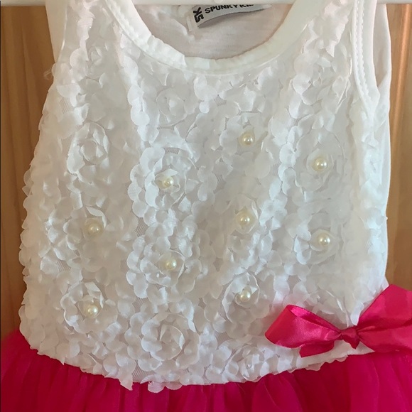 Girls size 3T dress - Picture 2 of 3